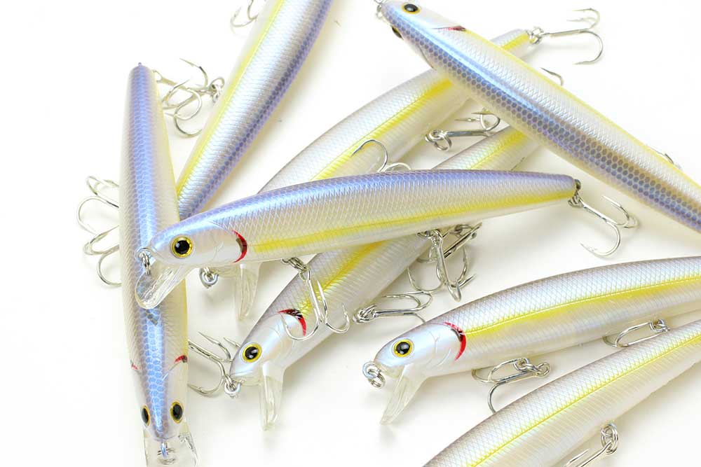Lucky Craft FlashMinnow Saltwater Fishing Lure (Model: 110 / Pearl