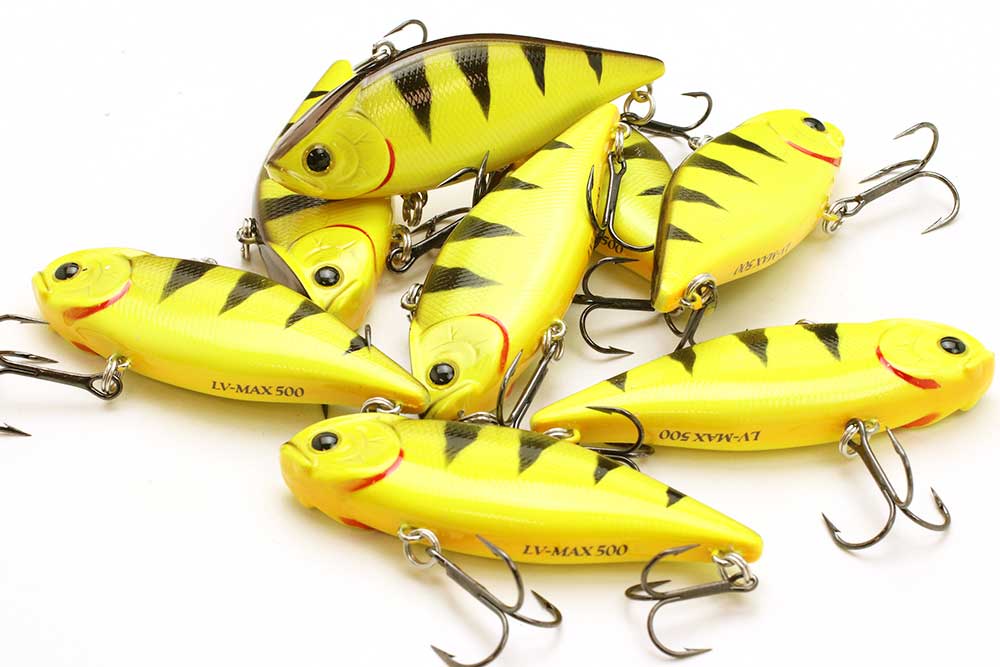 LOT OF 2)-LUCKY CRAFT LV-JR.70/ 2 & 1/4 OZ LIPLESS CRANKBAIT LURES IN  2-COLORS